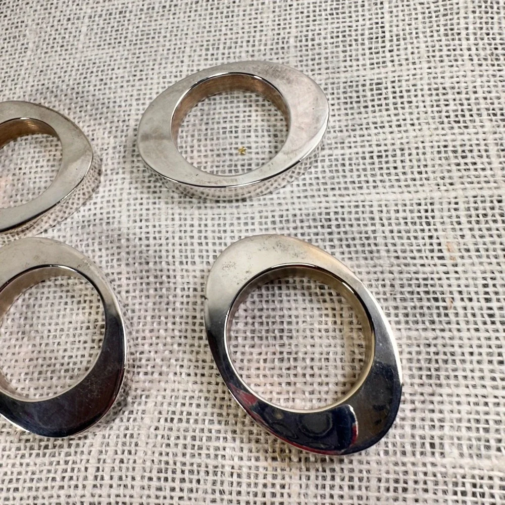 Crate & Barrel Silver‎ Napkin Rings Set of 6 Organic Asymmetric Shapes 620-211